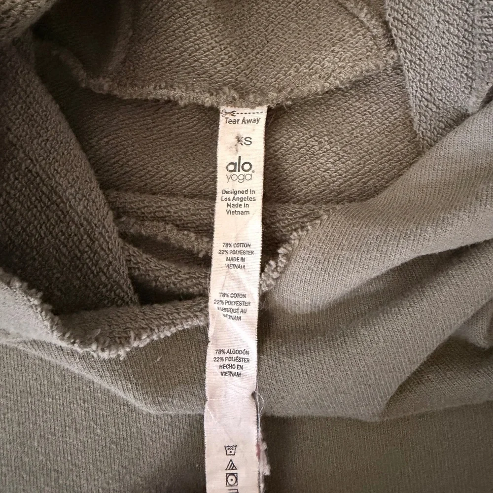 ALO Yoga Oversized Low Key Hoodie with Bell Sleeves in Army Green (Size XS) - Picture 8 of 9